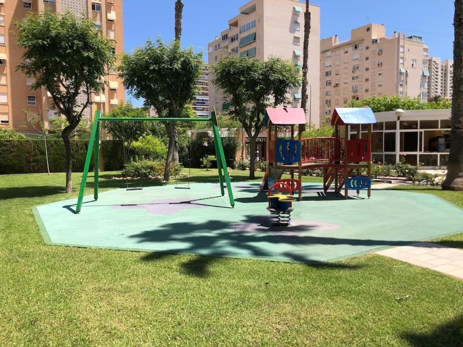 Precioso Apartamento En Urbanizacion Junto Al Mar. อาลิกันเต ภายนอก รูปภาพ